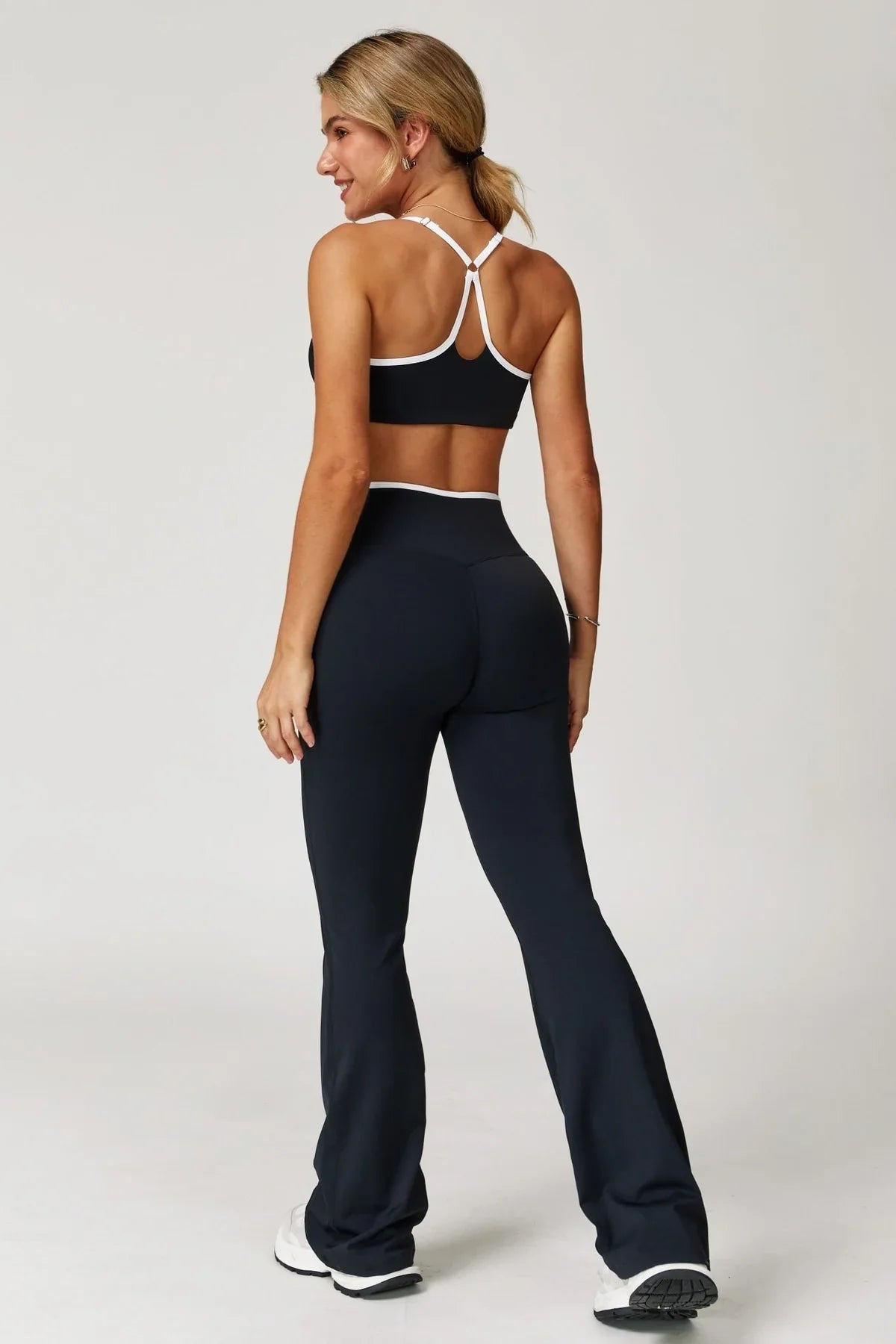 Liz Flare Leggings - Black
